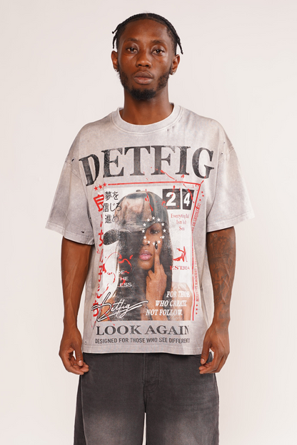 DETFIG - “ LOOK AGAIN” OVERSIZED T-SHIRT