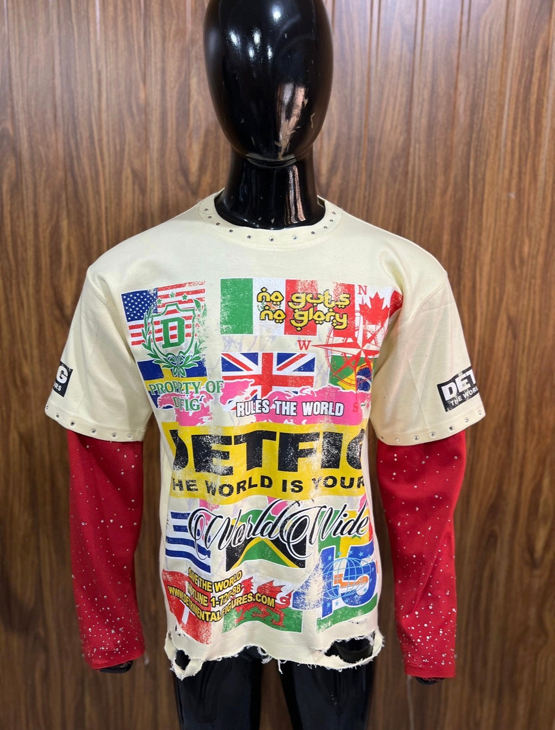 THE WORLD IS YOURS LONG SLEEVE T-SHIRT