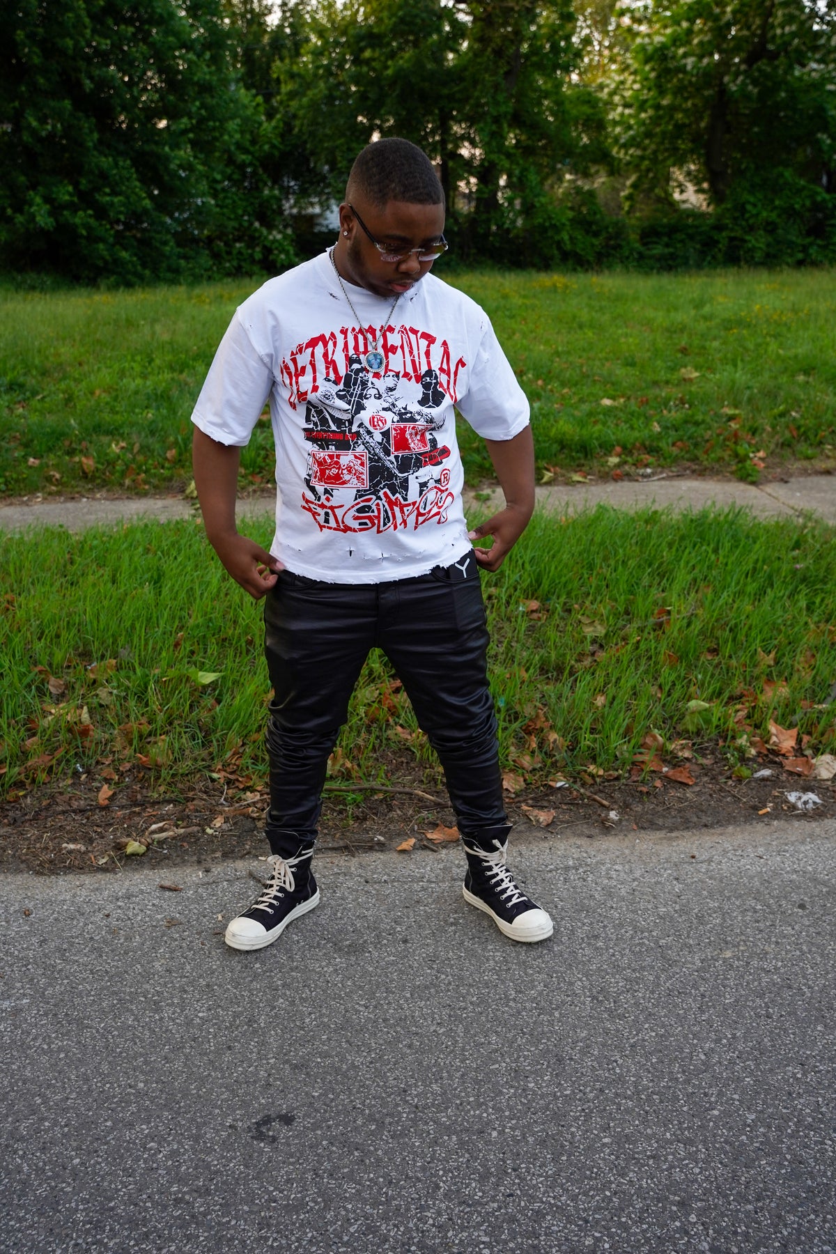 DETRIMENTALFIGURES - INCOGNITO T-SHIRT